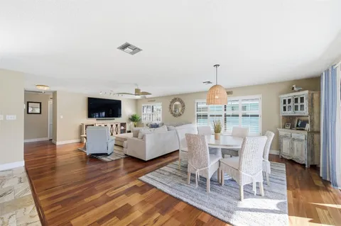 $322,000 | 4099 Southeast Centerboard Lane, Unit 4B, Stuart, FL 34997