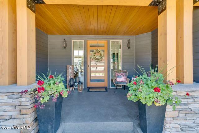 L4-b10 North Walden Loop Rathdrum, ID 83858 - Photo 4 of 48 4 Front Entry.jpg-FULL