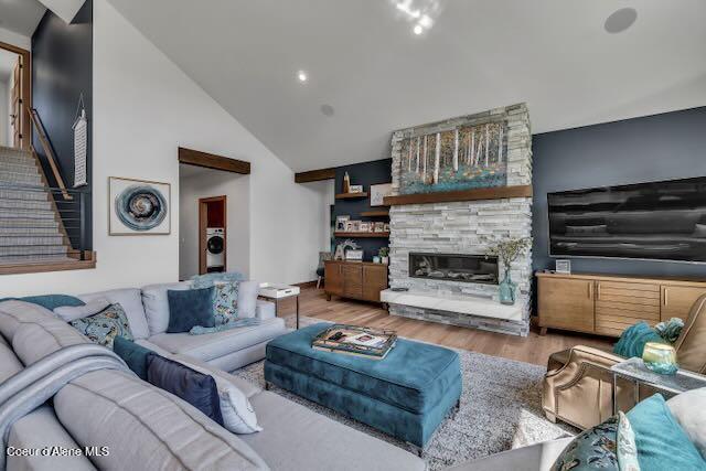 L4-b10 North Walden Loop Rathdrum, ID 83858 - Photo 9 of 48 9 Living Room.jpg-FULL