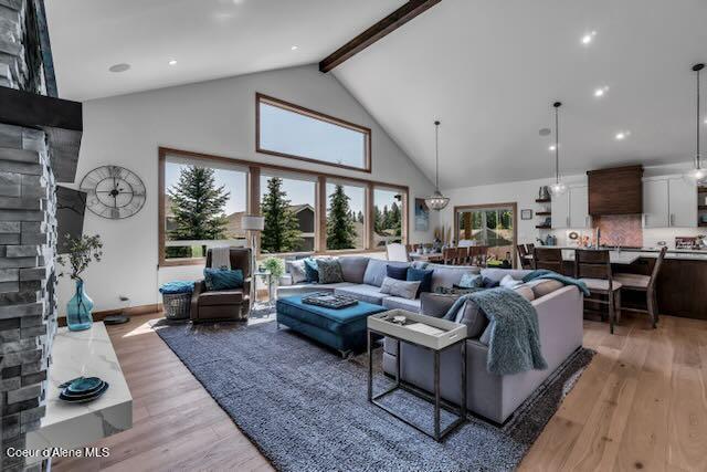 L4-b10 North Walden Loop Rathdrum, ID 83858 - Photo 10 of 48 10 Living Room.jpg-FULL