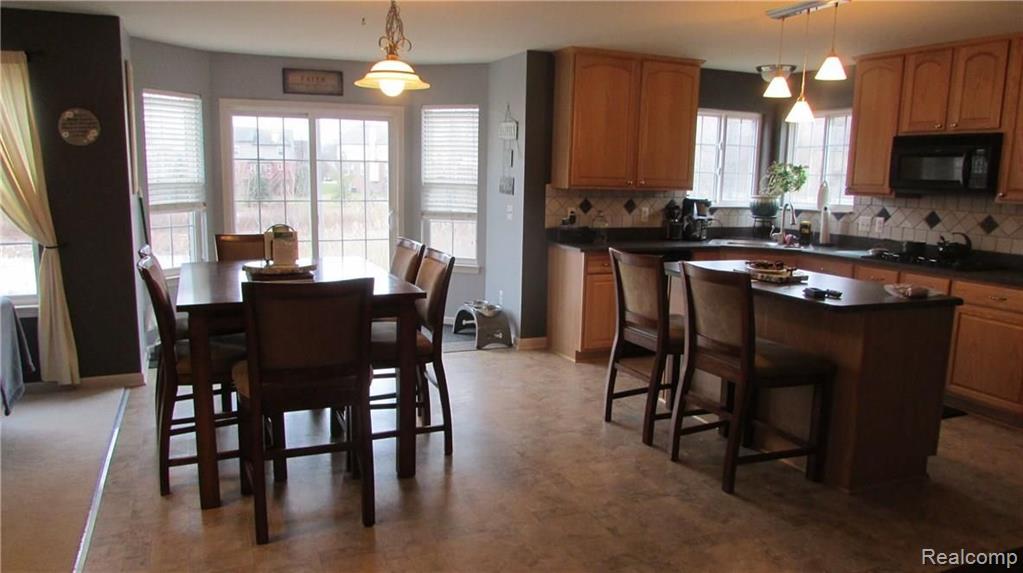600 Wade Court Rochester Hills, MI 48307 - Photo 10 of 21