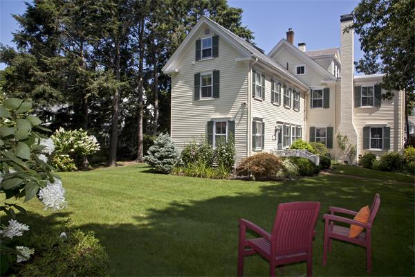 28 Fearing Road Hingham, MA 02043 - Photo 2 of 11 Gallery Image 2
