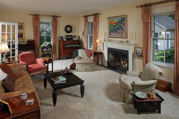 28 Fearing Road Hingham, MA 02043 - Photo 4 of 11 Gallery Image 4