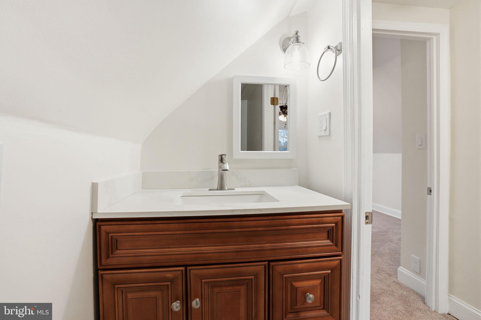 112 North Whitehall Road Norristown, PA 19403 - Photo 23 of 28