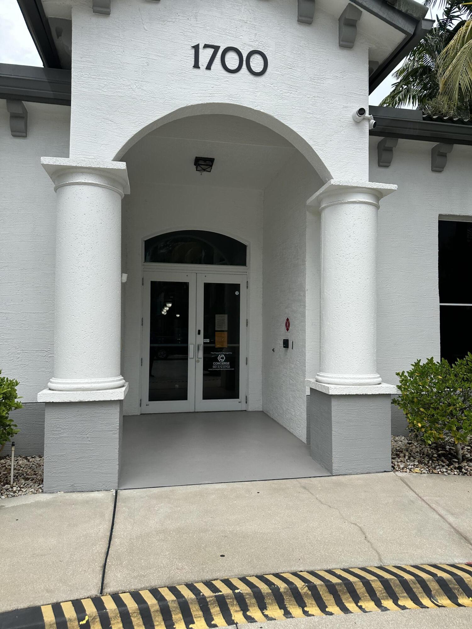 1660 Renaissance Commons Boulevard, Unit 2218 Boynton Beach, FL 33426 - Photo 34 of 47 99 1700 Renaissance Commons Way - Vizcay