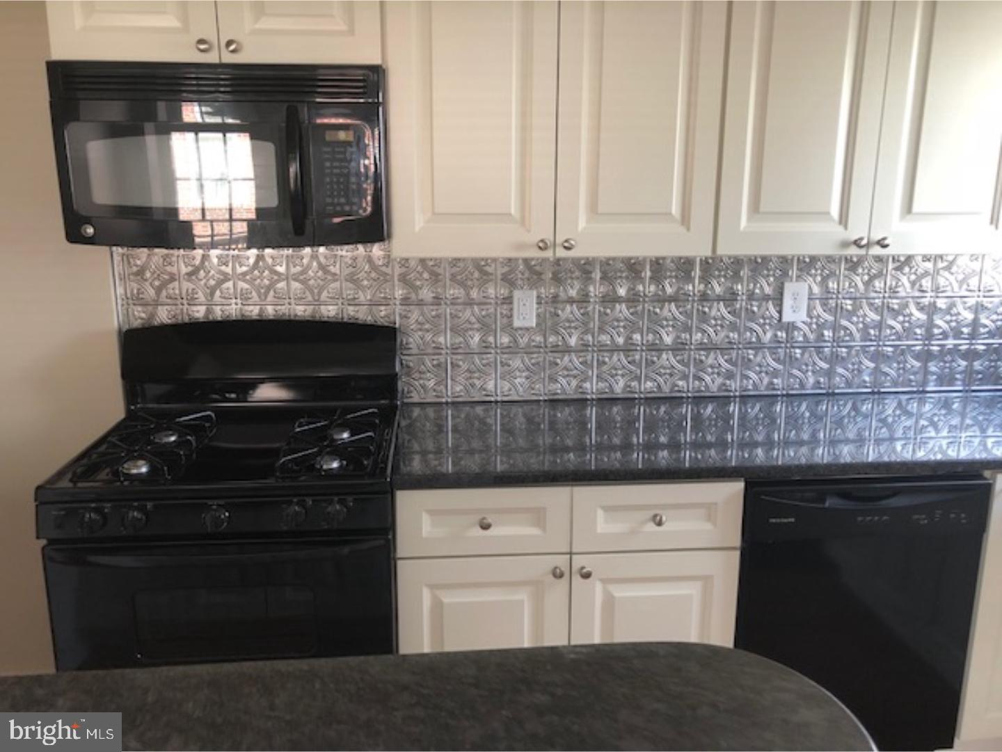 1908 Fowler Road Folcroft, PA 19032 - Photo 6 of 24 Kitchen