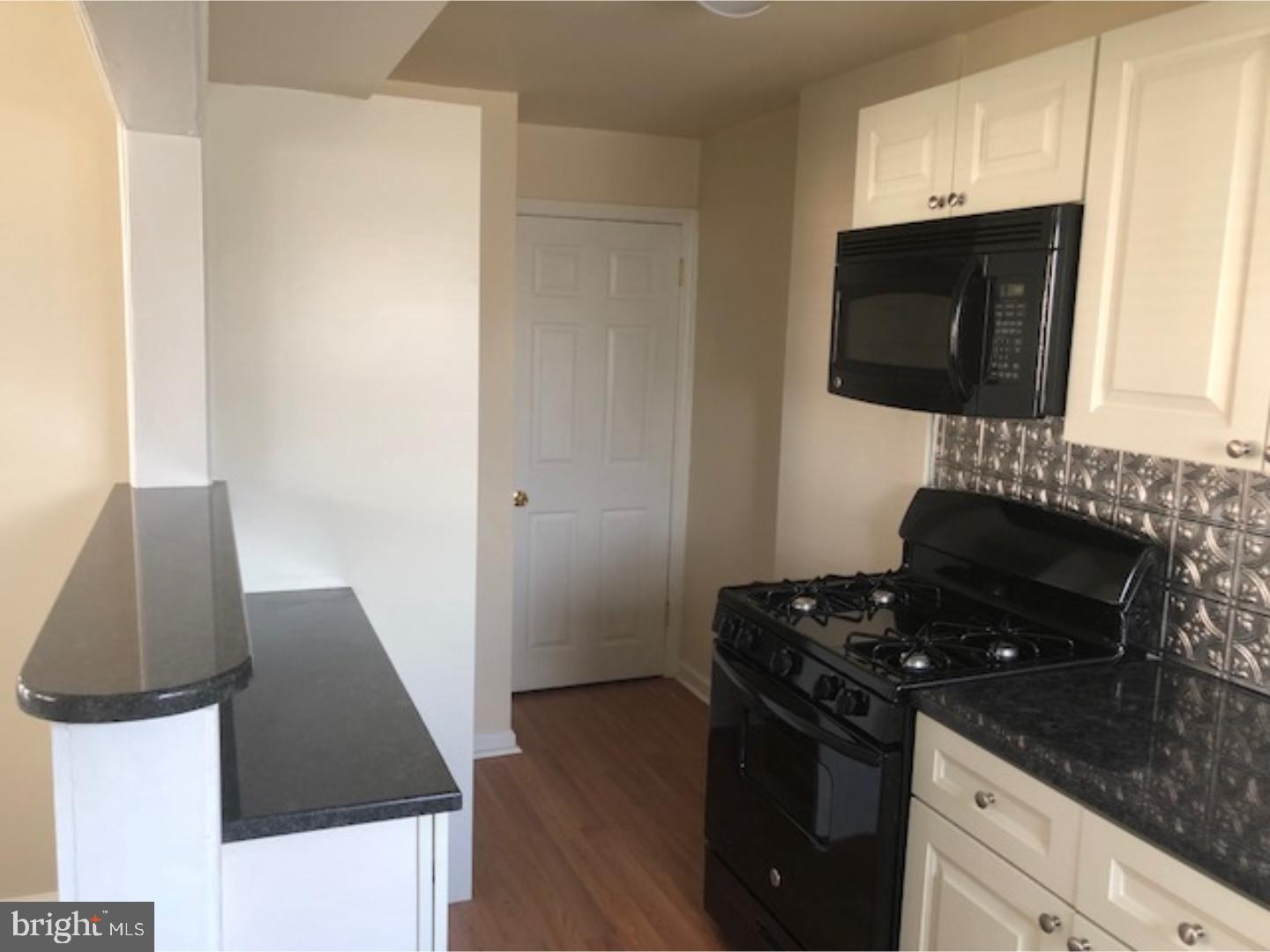 1908 Fowler Road Folcroft, PA 19032 - Photo 8 of 24 Kitchen