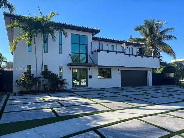 $38,000 | 13300 Biscayne Bay Terrace, North Miami, FL 33181