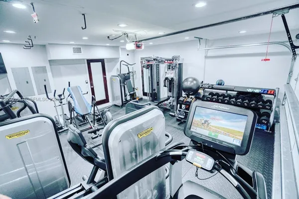 $38,000 | 13300 Biscayne Bay Terrace, North Miami, FL 33181