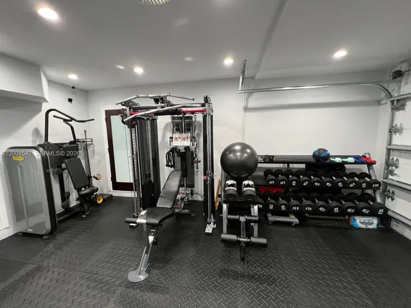 $38,000 | 13300 Biscayne Bay Terrace, North Miami, FL 33181