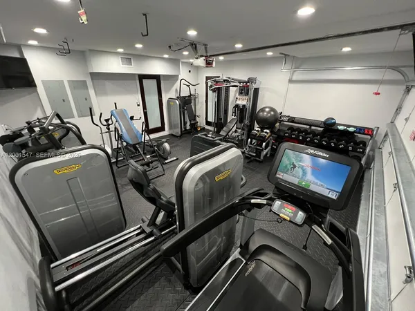 $38,000 | 13300 Biscayne Bay Terrace, North Miami, FL 33181