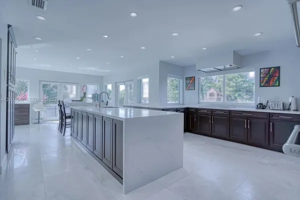 $38,000 | 13300 Biscayne Bay Terrace, North Miami, FL 33181