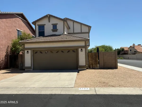 $3,350 | 3708 East Kerry Lane, Phoenix, AZ 85050