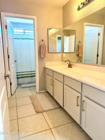 $3,250 | 3708 East Kerry Lane, Phoenix, AZ 85050