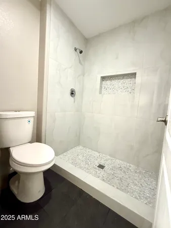 $3,350 | 3708 East Kerry Lane, Phoenix, AZ 85050