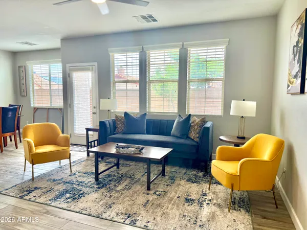 $3,250 | 3708 East Kerry Lane, Phoenix, AZ 85050