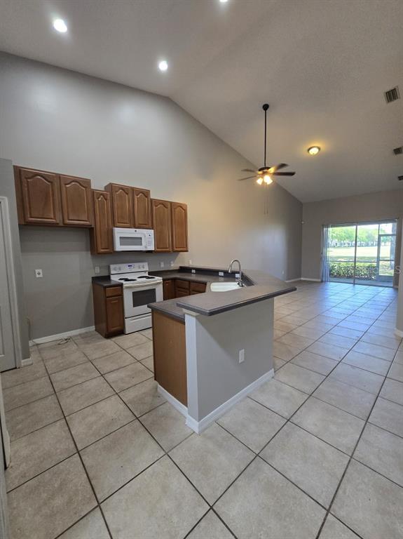 2642 Rutledge Court Winter Haven, FL 33884 - Photo 2 of 6