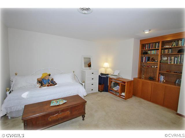 3181 East Brigstock Road Midlothian, VA 23113 - Photo 10 of 16