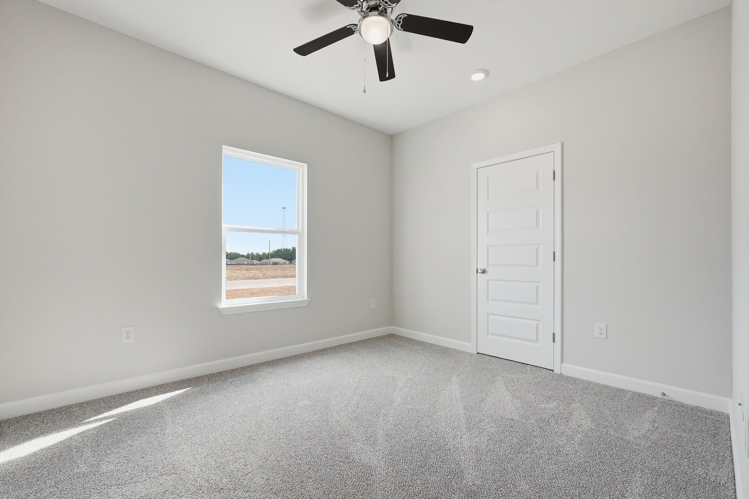 6112 Mildreds Way Crestview, FL 32539 - Photo 18 of 28 1