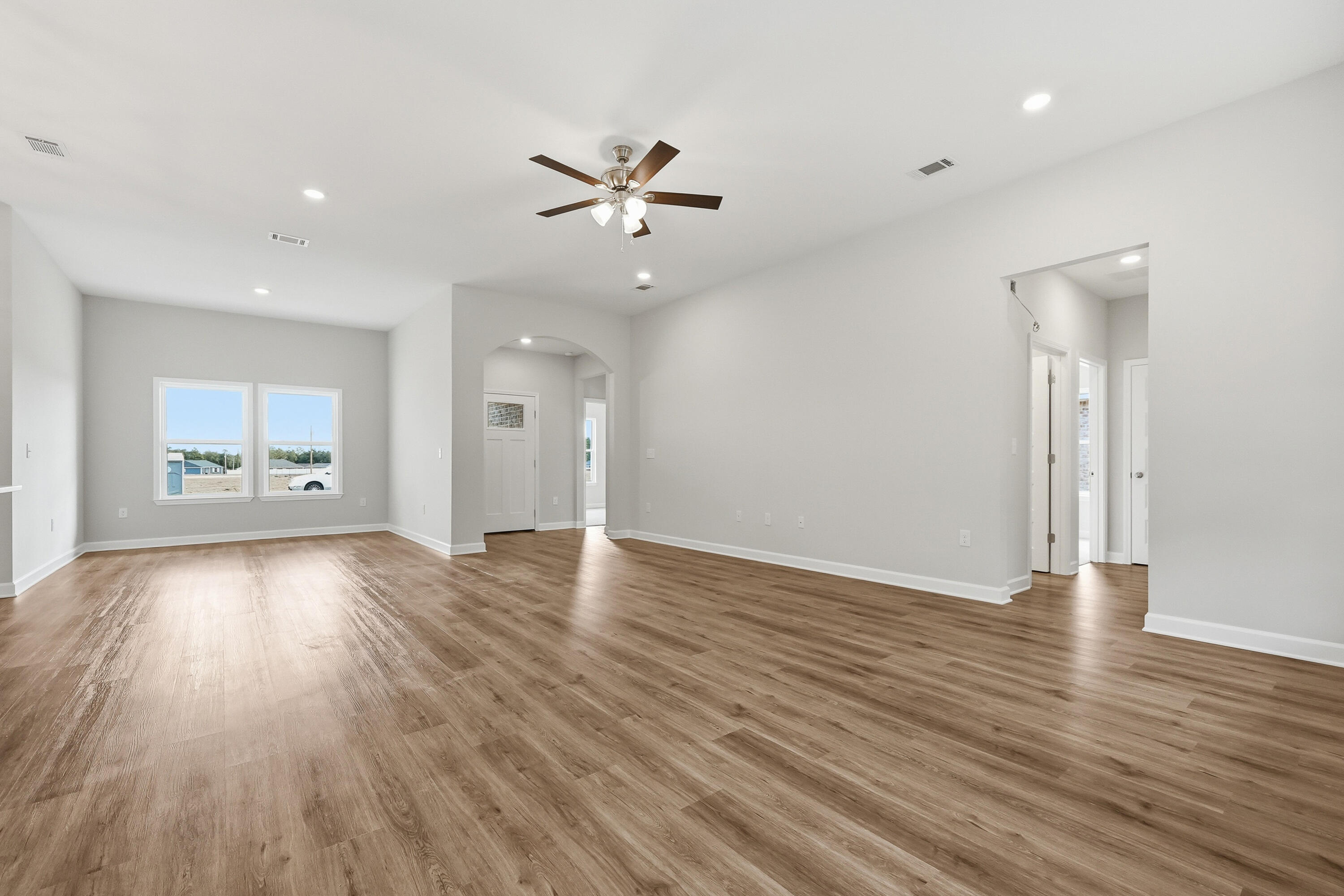 6112 Mildreds Way Crestview, FL 32539 - Photo 5 of 28 1