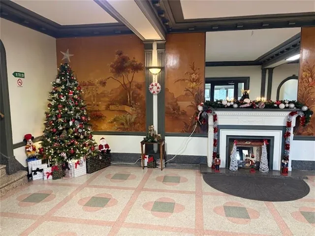 $349,900 | 601 79th Street, Unit E20 | Bay Ridge