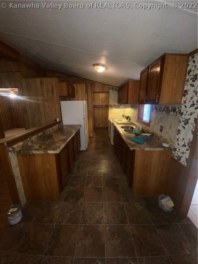 3134 Stone Lick Road Kenna, WV 25248 - Photo 4 of 25 Gallery Image 4
