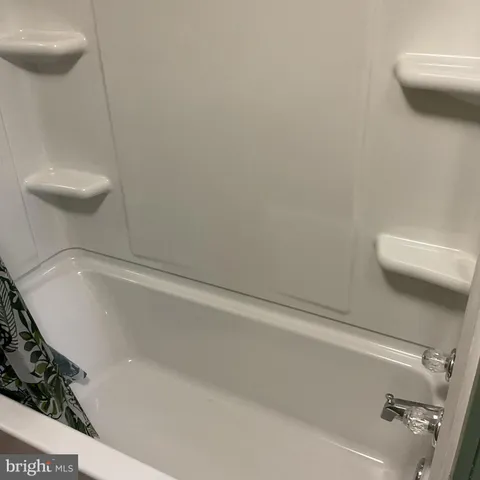 $196,000 | 28 North Nice Street, Frackville, PA 17931