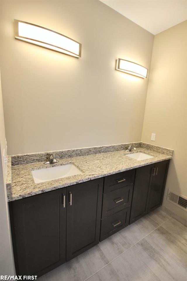 2875 Frankson Avenue Rochester Hills, MI 48307 - Photo 13 of 25