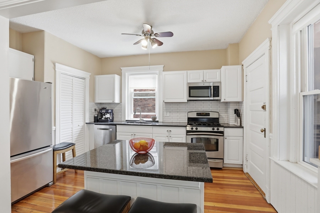 1896 Beacon Street, Unit 3 Brookline, MA 02445 - Photo 14 of 26