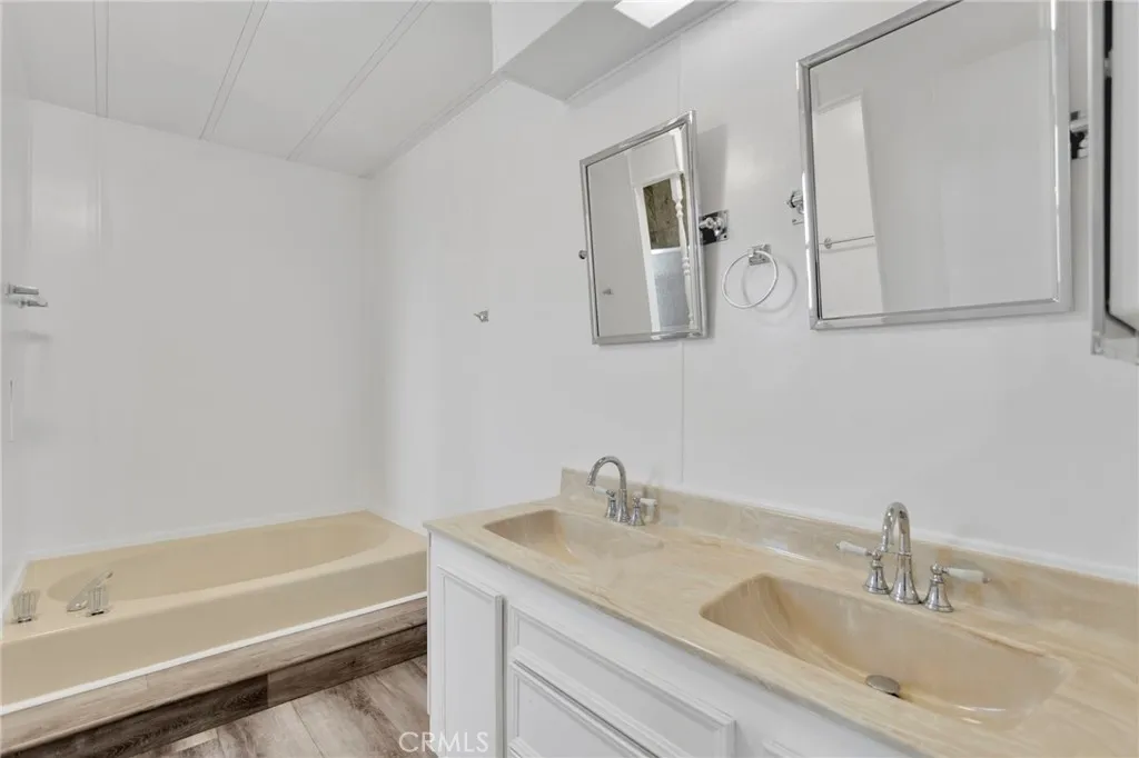 15252 Seneca Road, Unit 241 Victorville, CA 92392 - Photo 18 of 30
