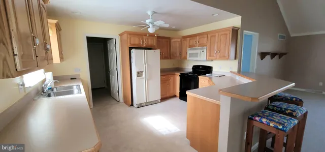 $2,600 | 16891 Essex Road, Lewes, DE 19958