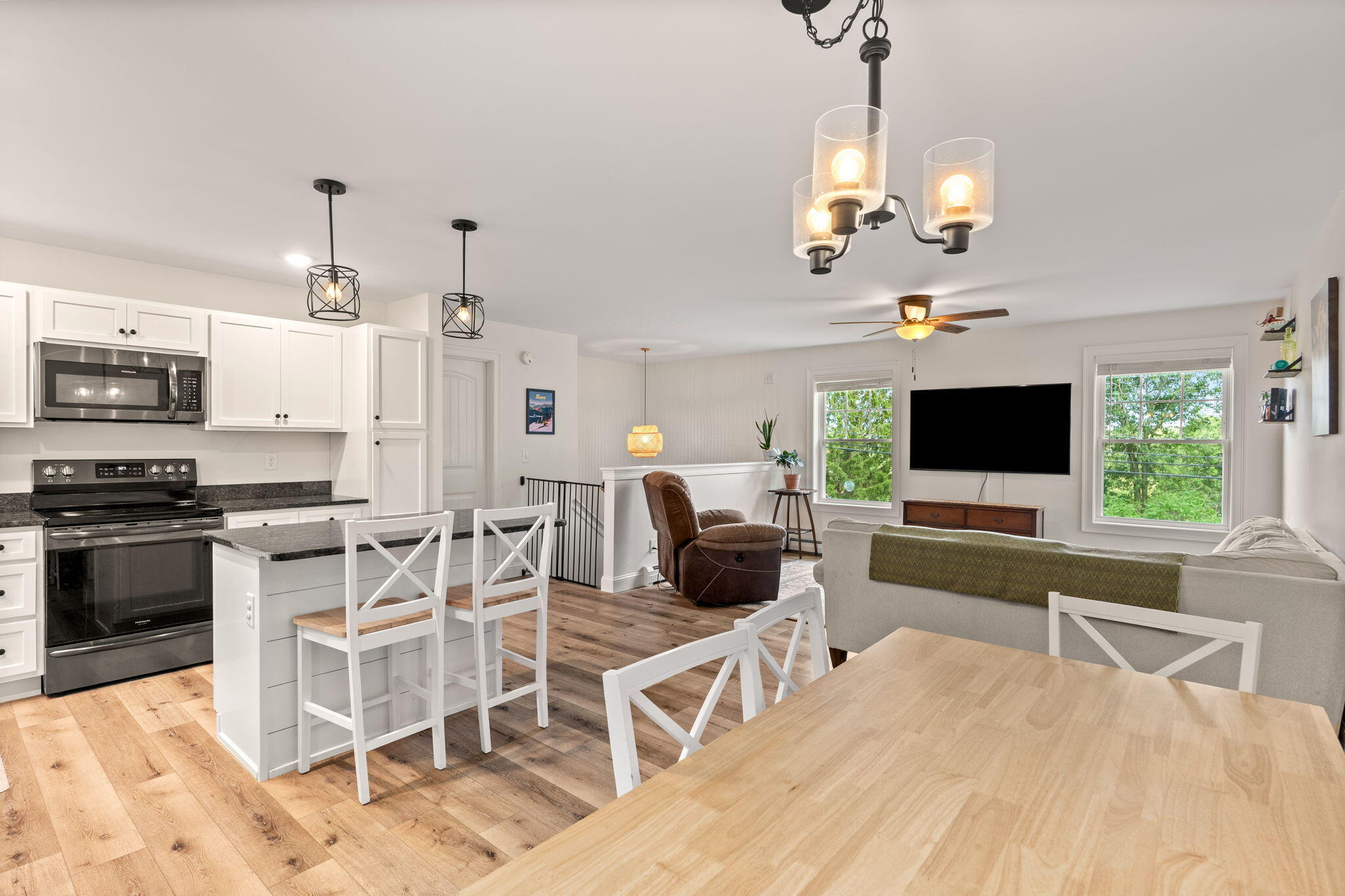 240 Guinea Road Biddeford, ME 04005 - Photo 8 of 33 28-web-or-mls-LLP_MWC03538