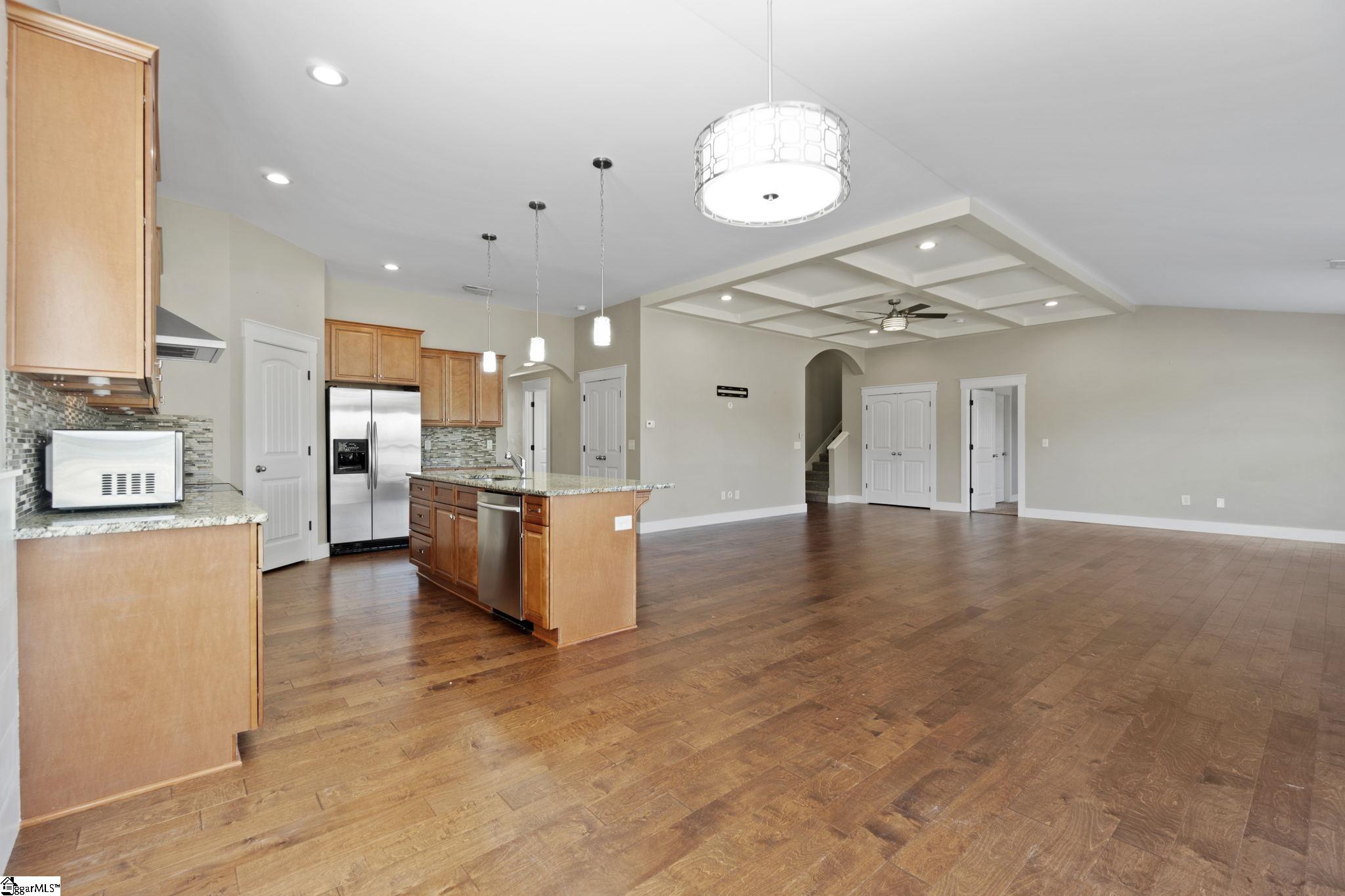 231 State Rd S-42-941 Campobello, SC 29322 - Photo 8 of 36