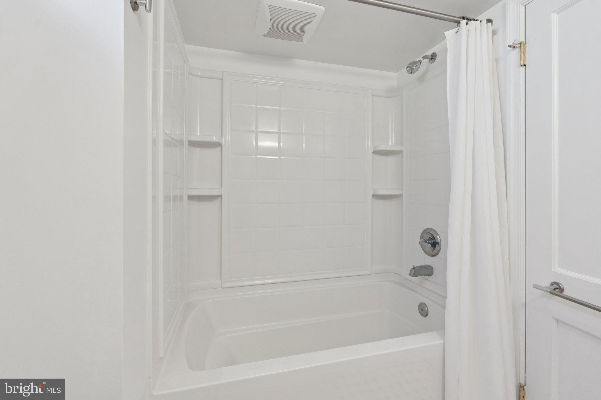 7808 Boston Avenue Silver Spring, MD 20910 - Photo 32 of 39 Full Bath