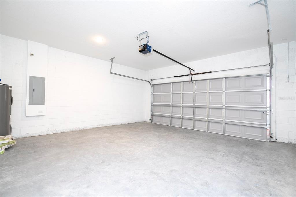 1533 West Diamond Road Citrus Springs, FL 34434 - Photo 60 of 66 a view of an empty room