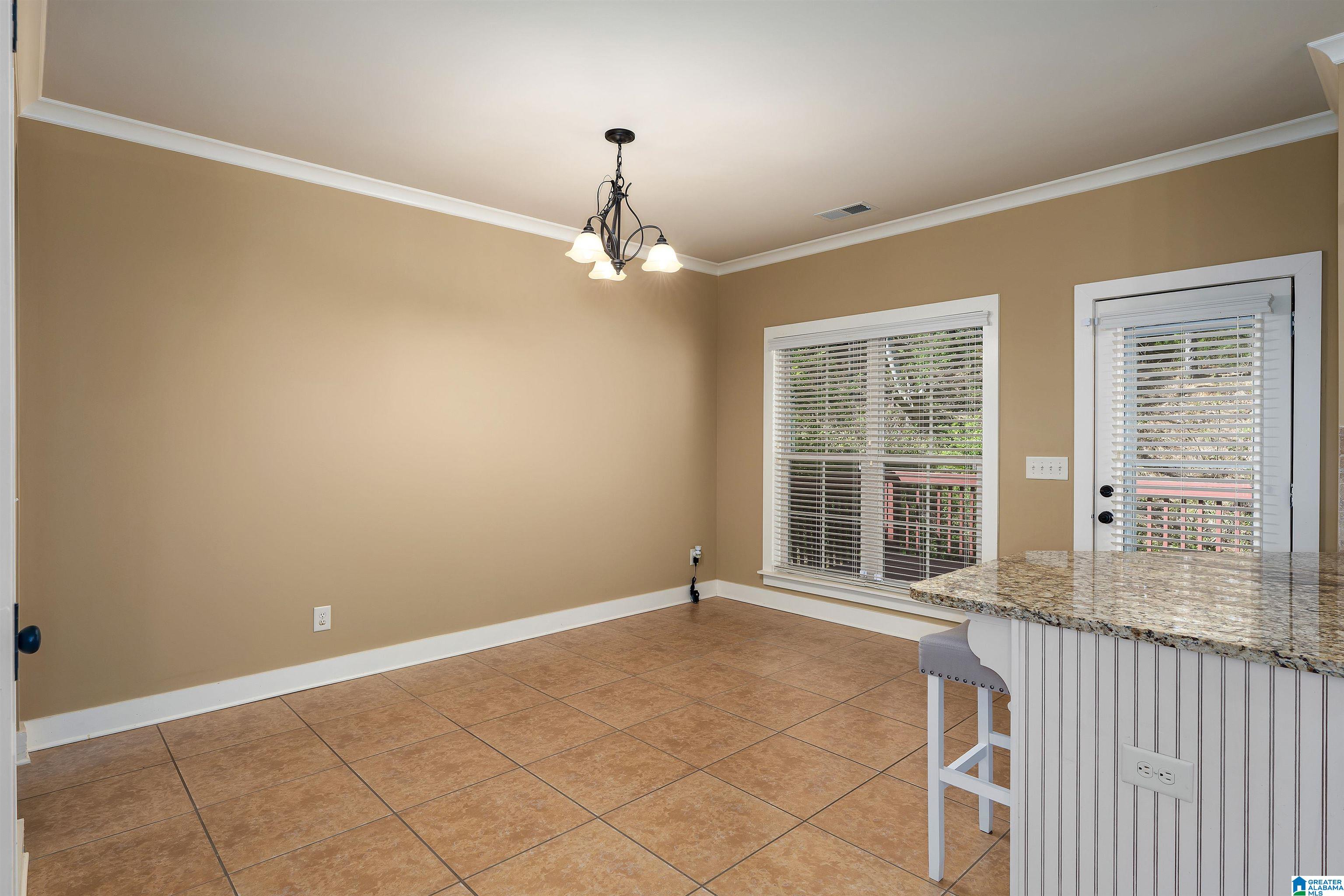 128 Kingston Ridge Birmingham, AL 35211 - Photo 8 of 34