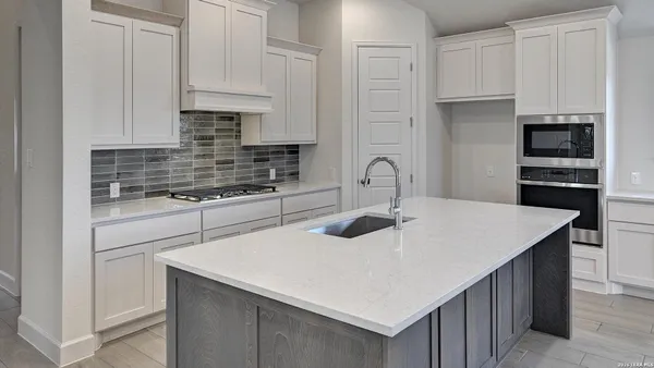 $499,900 | 12720 Macar Manor, San Antonio, TX 78245