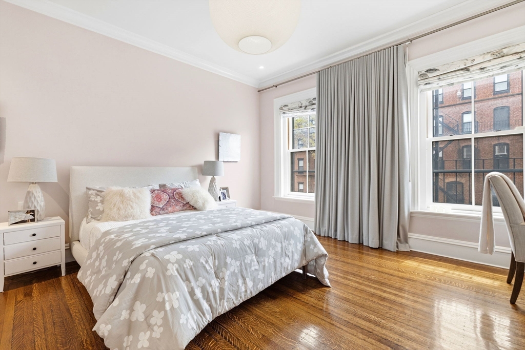 321 Beacon Street Boston, MA 02116 - Photo 14 of 22