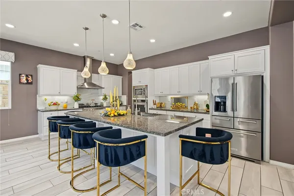 $6,800 | 27681 Turn Leaf Court, Saugus, CA 91350