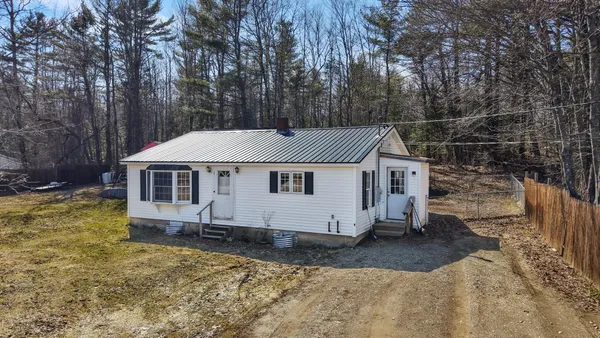$239,000 | 238 Swan Lake Avenue, Belfast, ME 04915