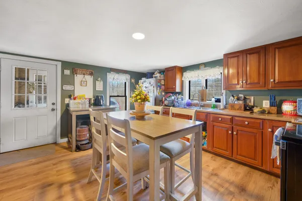 $239,000 | 238 Swan Lake Avenue, Belfast, ME 04915