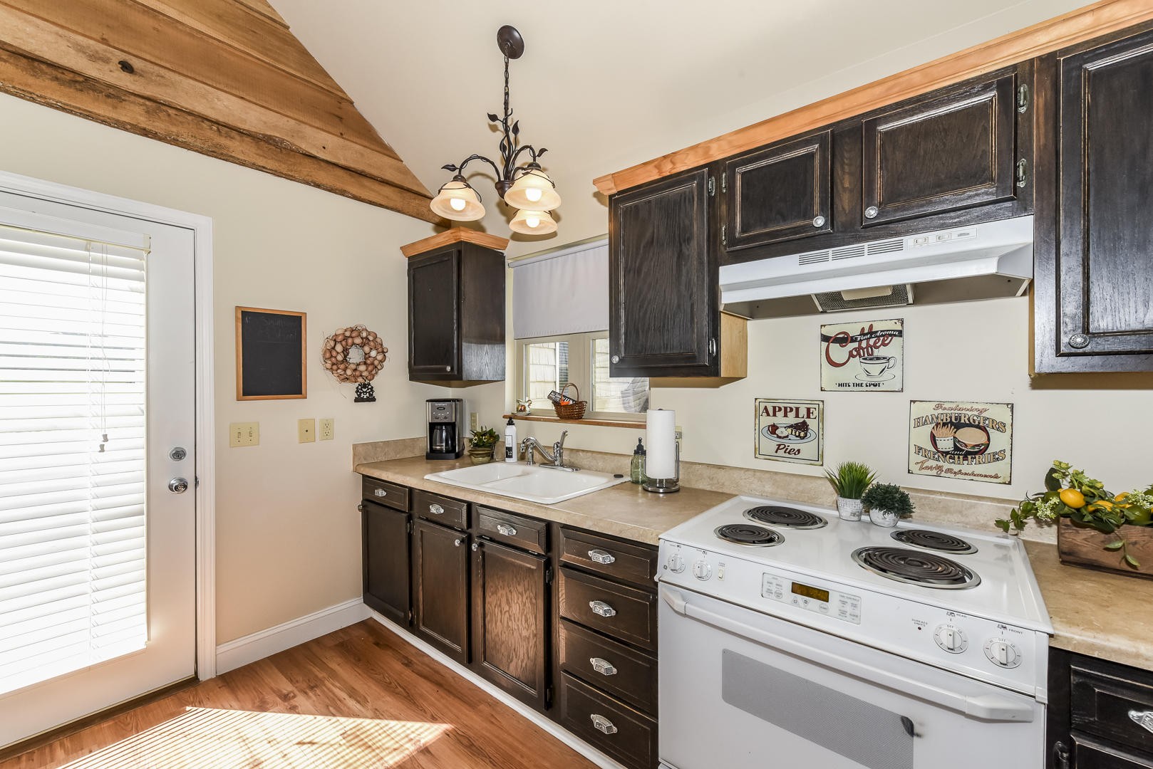 2746 Taylor Road Maryville, TN 37803 - Photo 16 of 29 Gallery Image 16