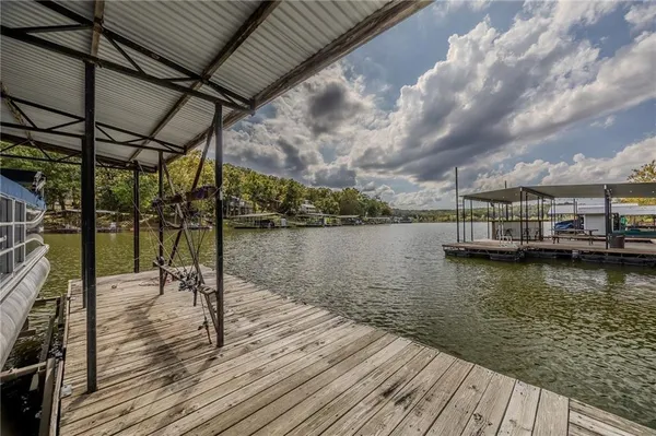 $255,000 | 28253 West Cove Drive, Lincoln, MO 65338