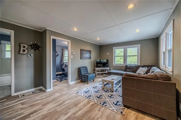 $255,000 | 28253 West Cove Drive, Lincoln, MO 65338