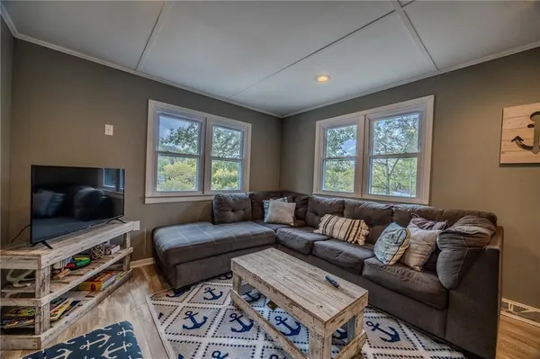 $255,000 | 28253 West Cove Drive, Lincoln, MO 65338