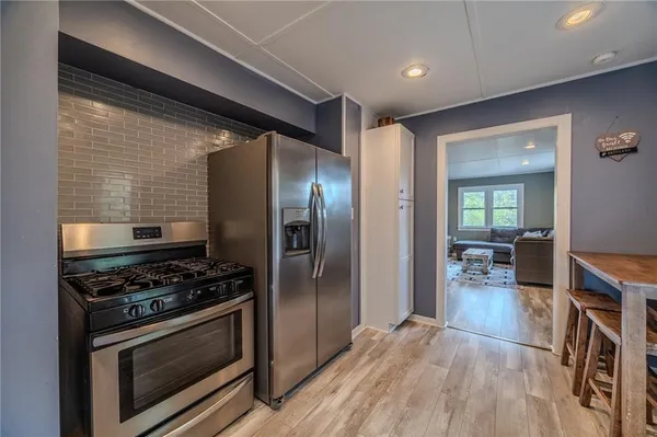 $255,000 | 28253 West Cove Drive, Lincoln, MO 65338