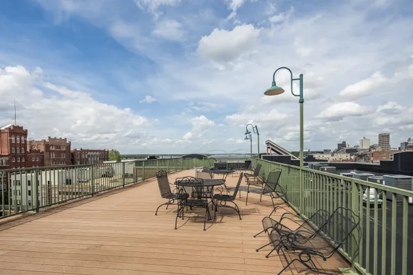 $324,900 | 21 Mina Avenue, Unit 309, Memphis, TN 38103