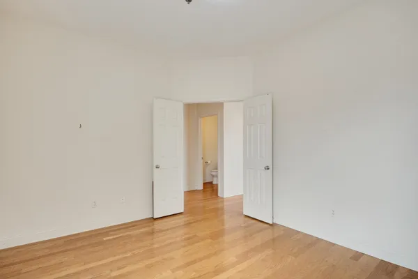 $324,900 | 21 Mina Avenue, Unit 309, Memphis, TN 38103