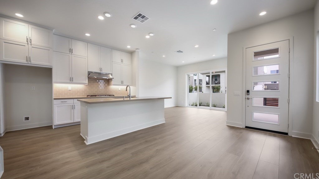 169 Novel Irvine, CA 92618 - Photo 5 of 13