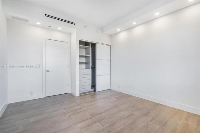 a view of empty room